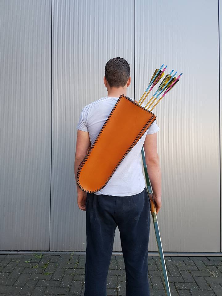 BACK QUIVER CLASSIC FLYNN STYLE ROBIN HOOD-Quiver-Fairbow-Left-Light-Fairbow