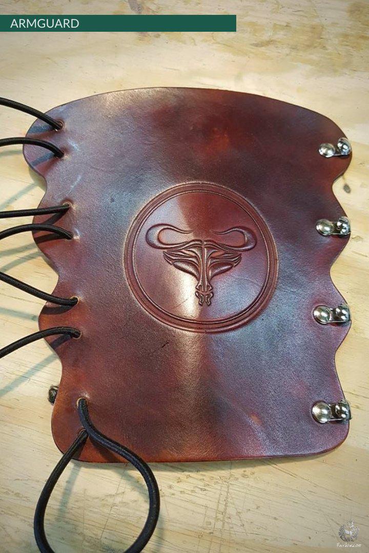 LEATHER ARMGUARD WITH CARVING-Protection-Fairbow-Fairbow