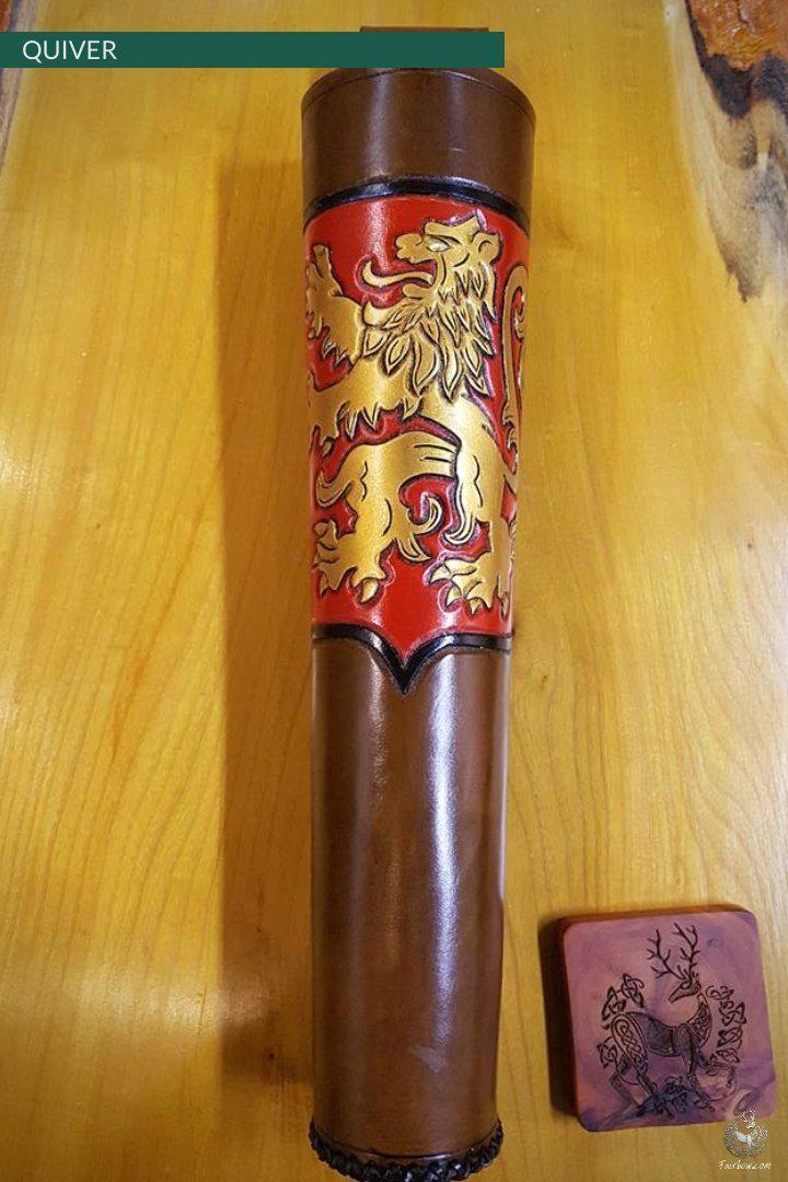 SIDE QUIVER WITH MEDIEVAL TOOLING THE FAMOUS HERALDIC LYON-Quiver-Fairbow-Fairbow